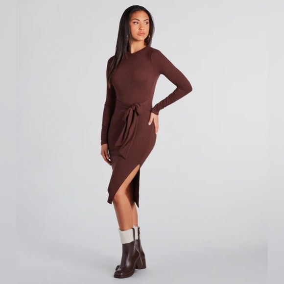 Windsor Brown Stylish Staple Tie-Front Midi Dress - Picture 1 of 5